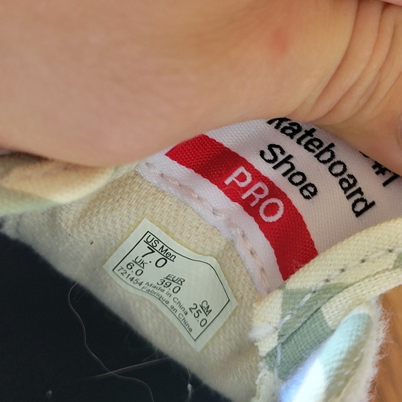 Checkered Vans - Picture 9 of 9